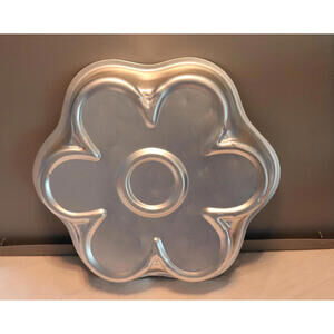Vintage Wilton 1979 Petal Shaped Cake Pan Cake Decorating Flower Cake Birthday